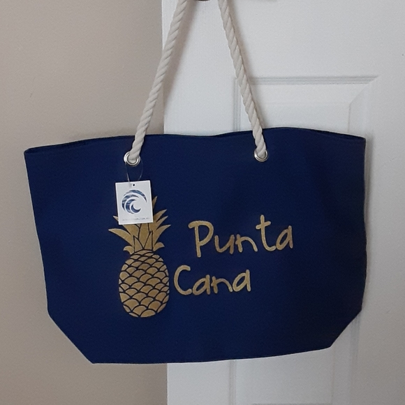 ⭐Host Pick⭐ NWT - Punta Cana Beach Bag - Picture 1 of 6